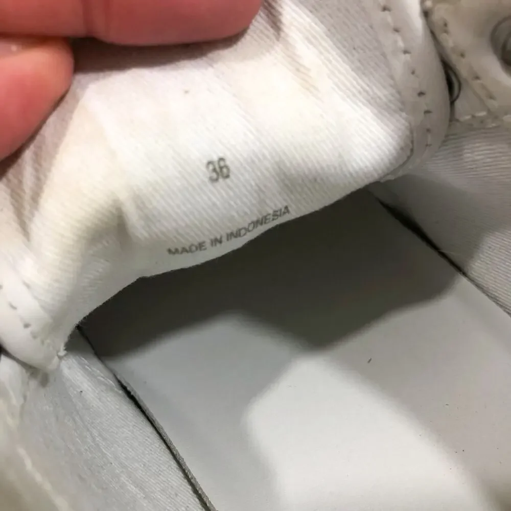 Rag & Bone Army Low-Top Leather Sneakers - Picture 9 of 11